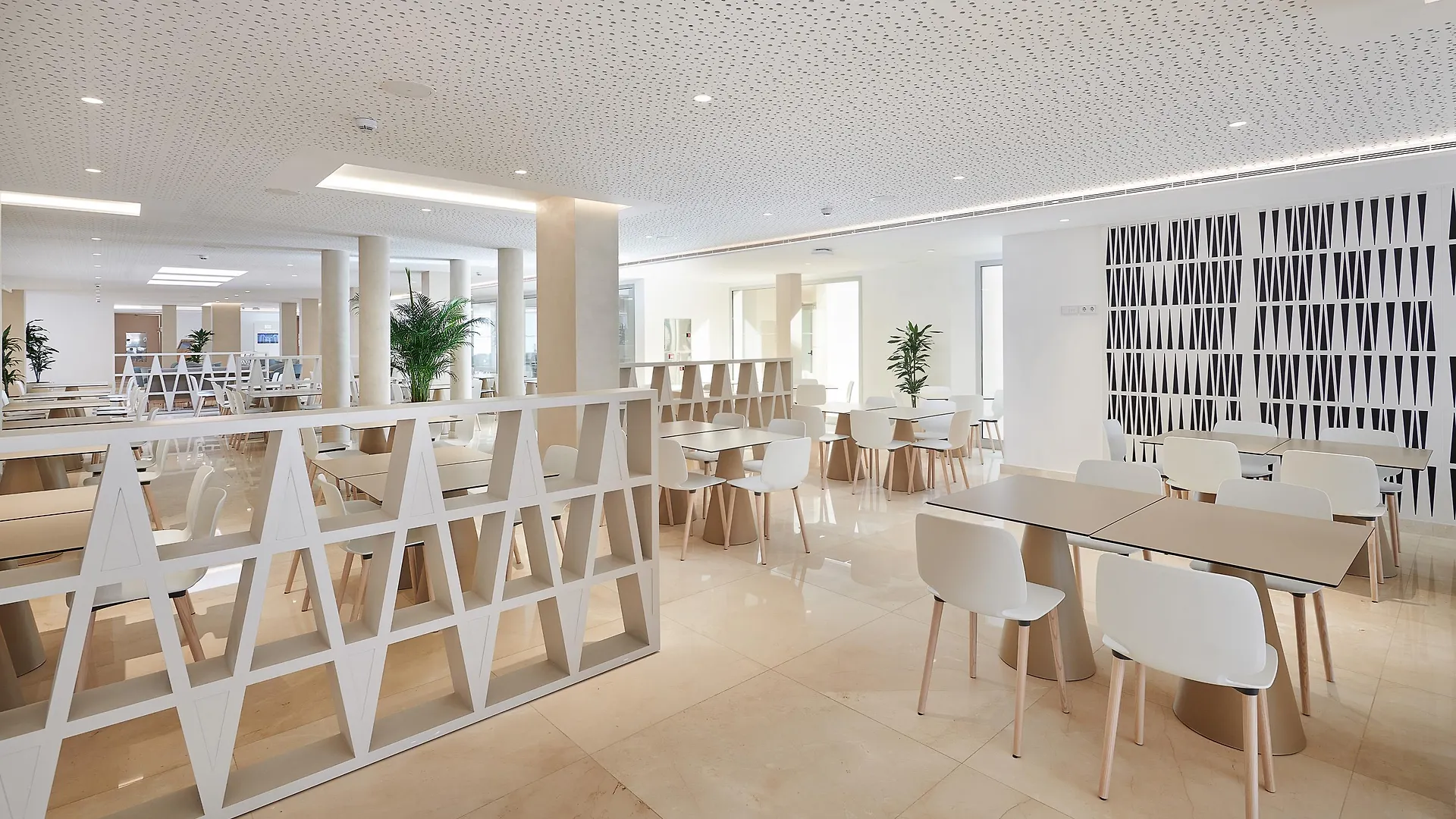 Hipotels Mediterraneo Club Са Кома 4*,  Испания